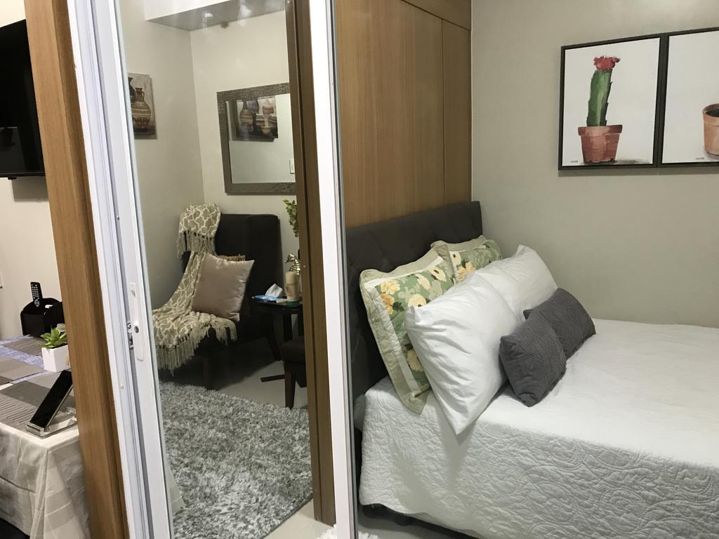 Best Q Condo W/ Great View Manila Bagian luar foto