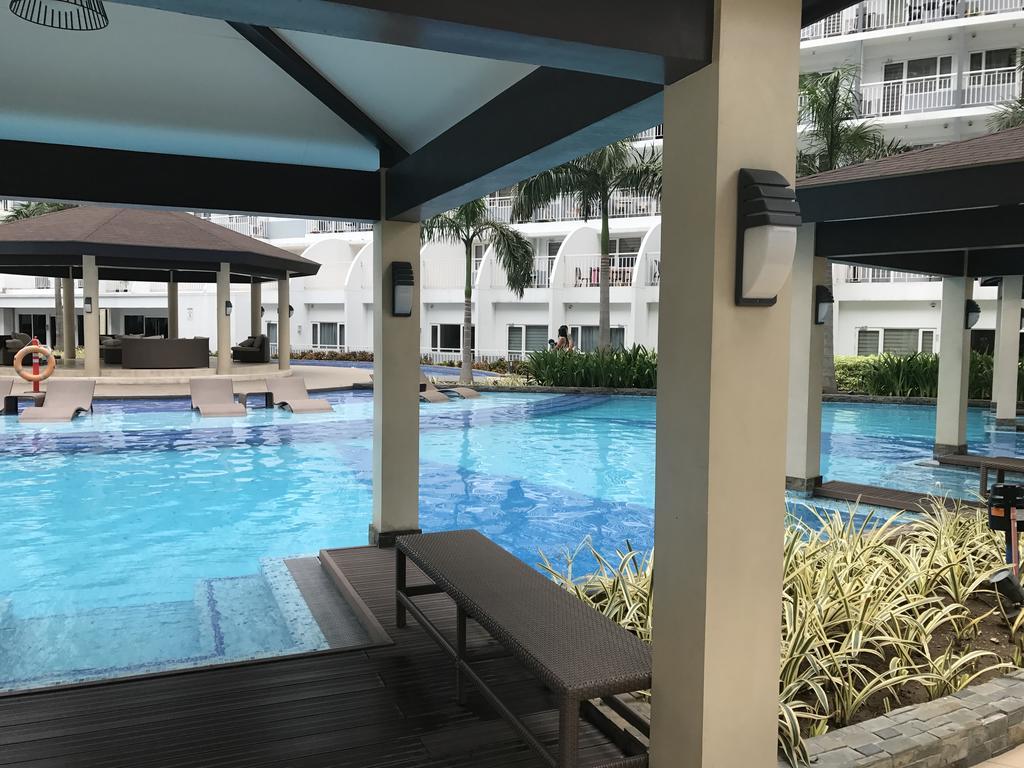 Best Q Condo W/ Great View Manila Bagian luar foto