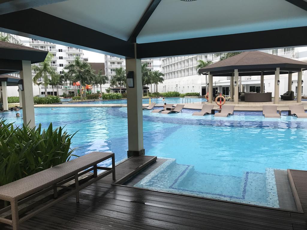 Best Q Condo W/ Great View Manila Bagian luar foto