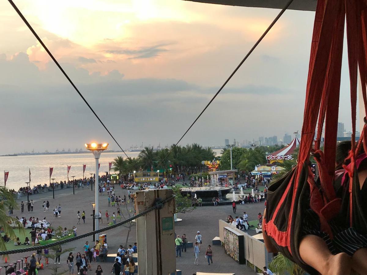 Best Q Condo W/ Great View Manila Bagian luar foto
