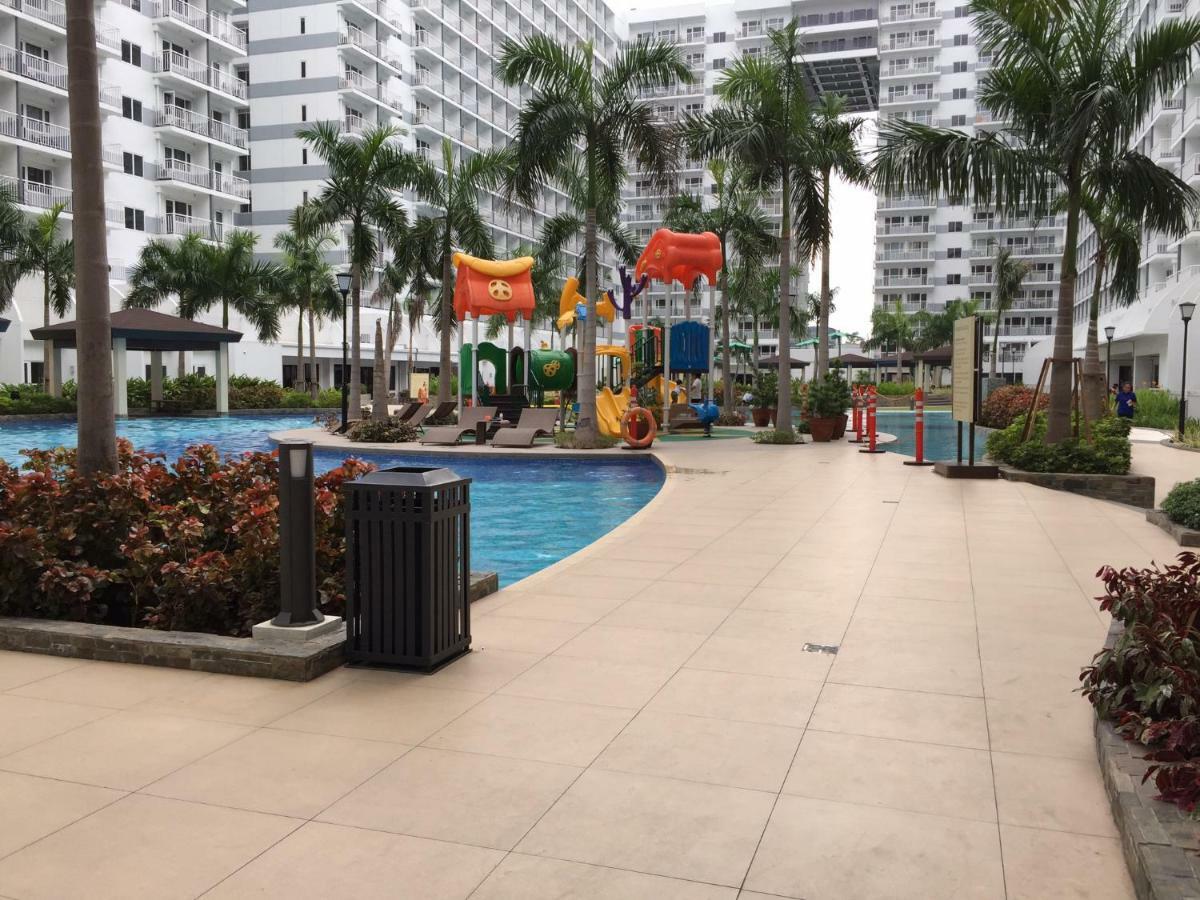Best Q Condo W/ Great View Manila Bagian luar foto